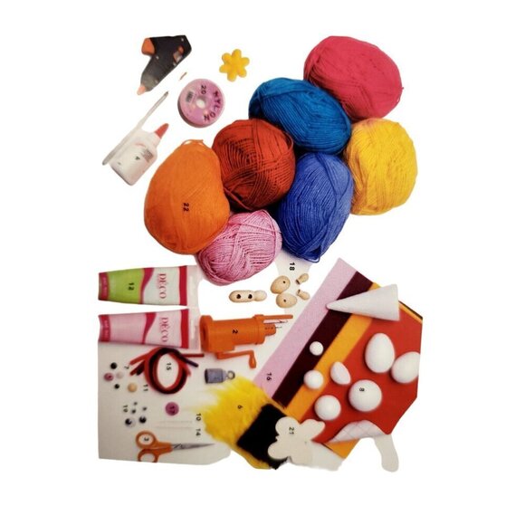 Spice Box Kits for Kids, Yarn Animals Spool Knit & Pom-poms, Over 40 projects - Picture 6 of 16